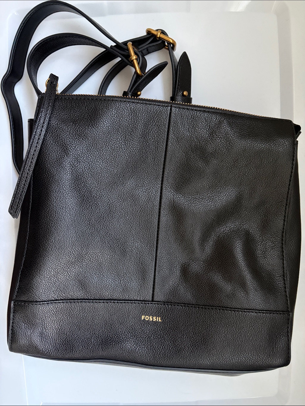 Fossil Black Pebbled Leather Crossbody Bag With Gold Hardware